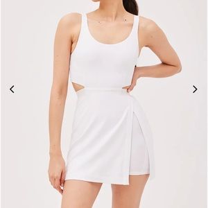 NWT brilliant court dress outdoor voices size M